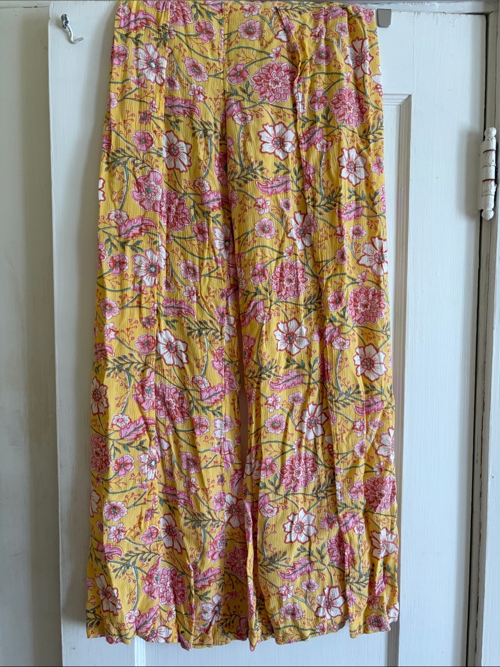Yellow Floral pants with slits - Lightweight Summer Style